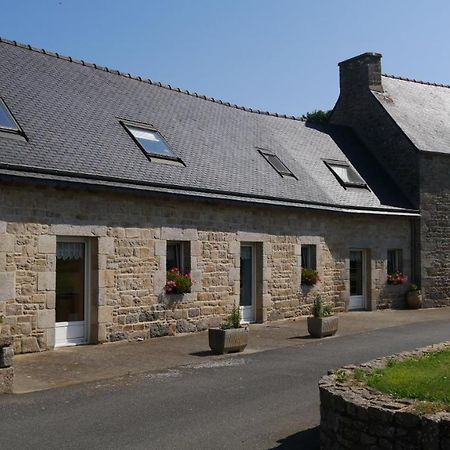 La Ferme Guibel Bed & Breakfast Plouzélambre Exterior foto